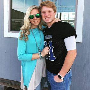 Meet your Posher, Levi